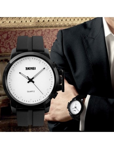 Fashion large dial men's watch business watch Black (black silicone strap)
